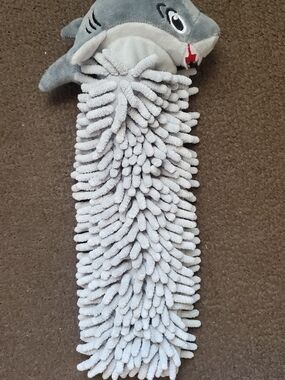 Norwex Shark Pet To Dry Hand Towel
